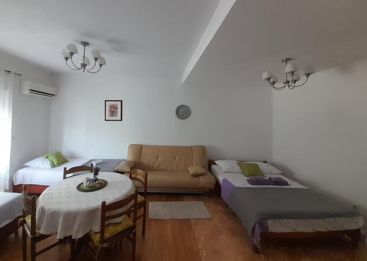 Apartmani "Rebecca" Неум Екстериор снимка