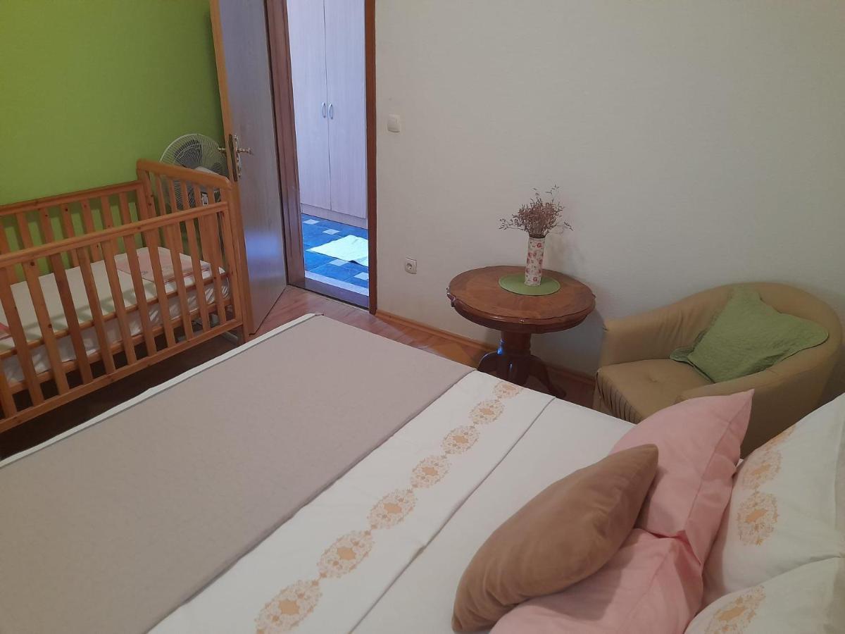 Apartmani "Rebecca" Неум Екстериор снимка